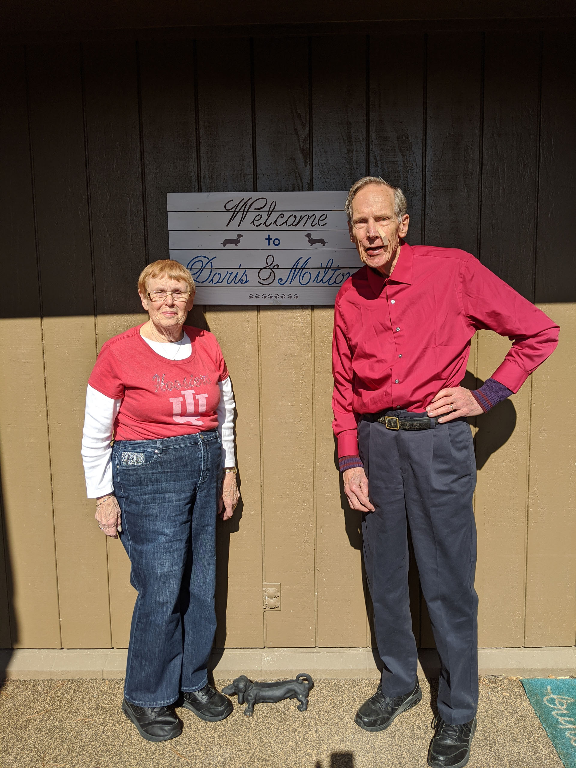 764 Milton & Doris's Appartment Sign